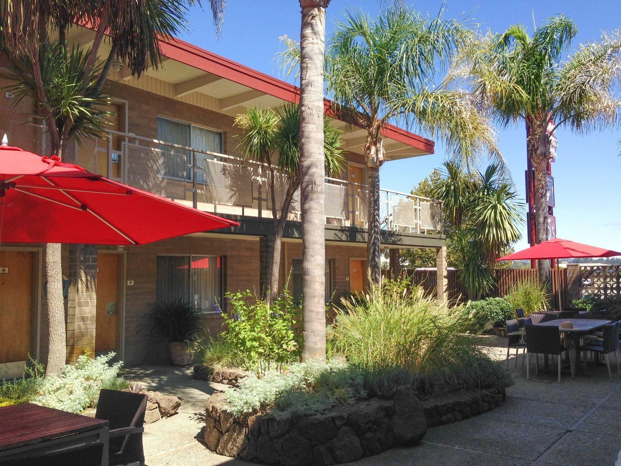 Dr Wilkinsons Backyard Resort And Mineral Springs A Member Of Design Hotels Calistoga Buitenkant foto